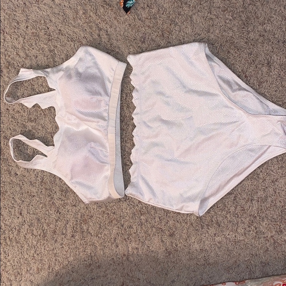 Cupshe high waisted swimsuit